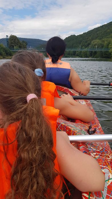 Kajak trójosobowy trzyosobowy laminat z silnikiem spalinowym