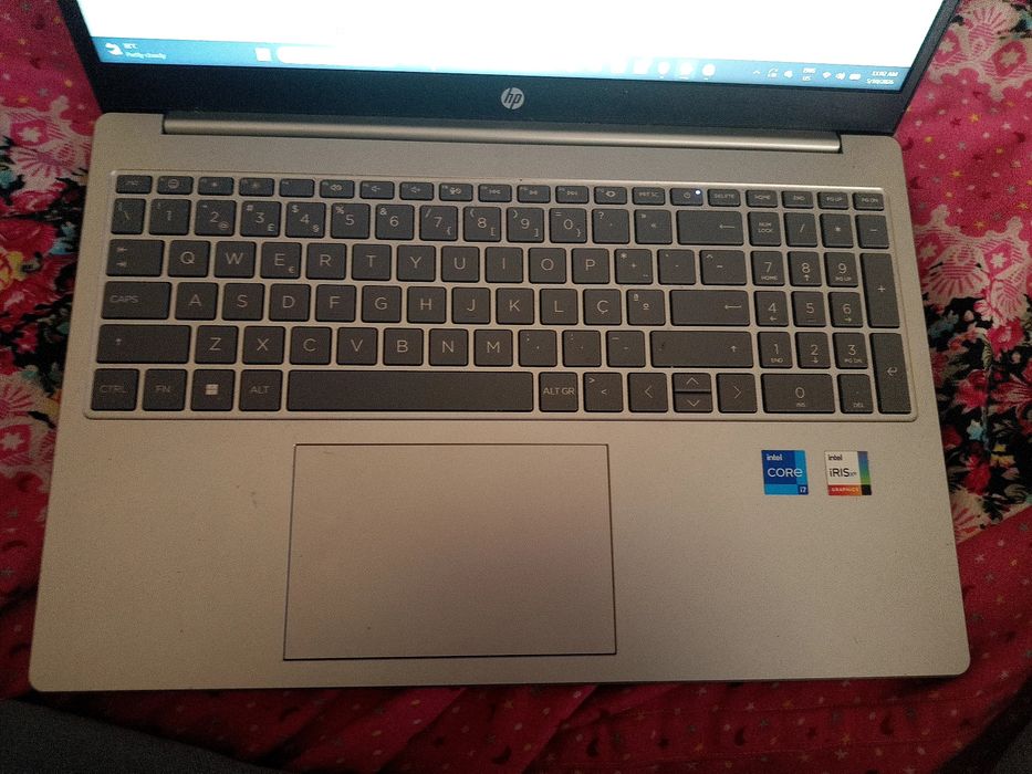 HP laptop 15 12th Gen Intel(R)core(TM)i7-1255U