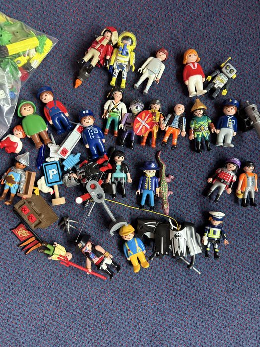 Playmobil фігурки тваринок та чоловічеки