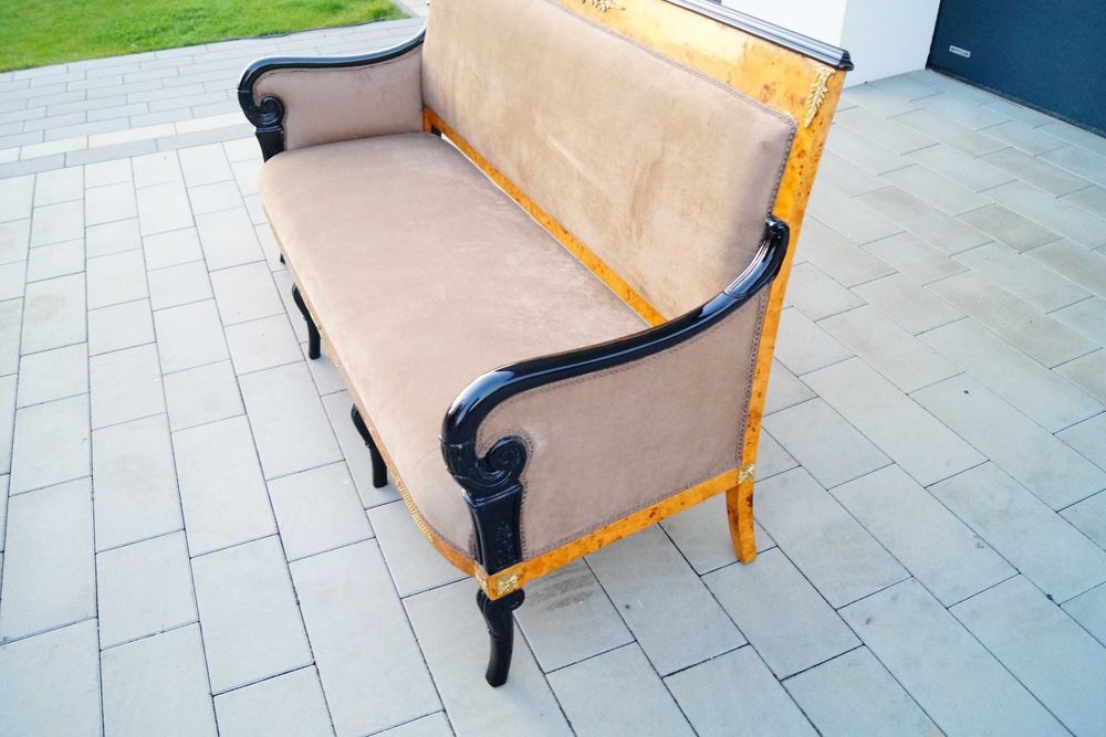 Kanapa SOFA EMPIRE ładny model biuro salon okucia mosiężne