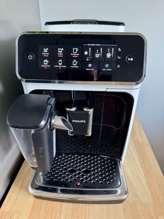 Ekspres Philips LatteGo EP2333/40