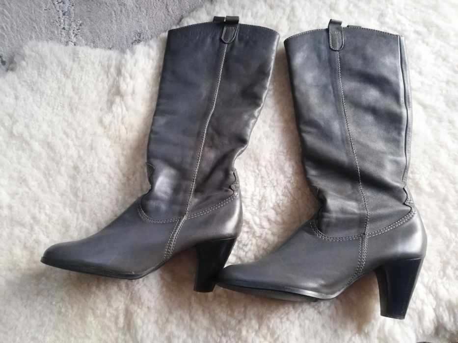 Szare kozaki ocieplone na obcasie buty Nessi r. 39