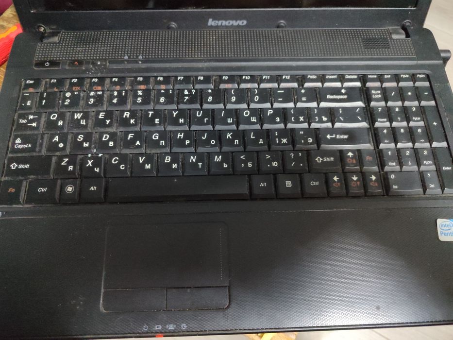 Ноутбук Lenovo G560