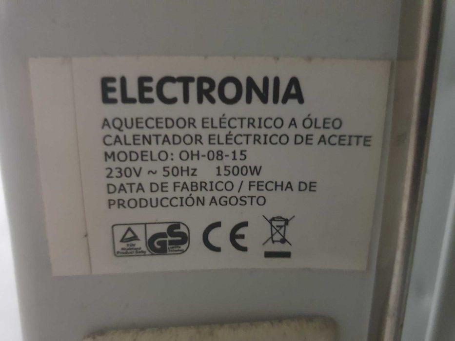 Aquecedor a óleo Electronia BAIXA DE PREÇO (para desocupar)