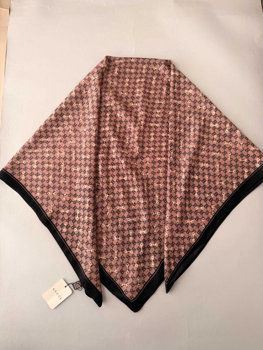 Хіт сезону хустка в стилі Gucci 90x90 см