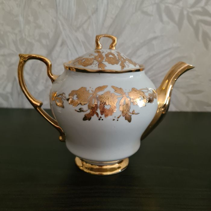 Чайный сервиз «Золотая нива» СССР — неполный, 12 предметов