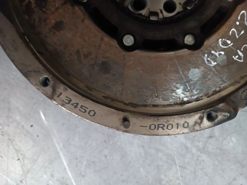 VOLANTE BIMASSA COM EMBRAIAGEM TOYOTA COROLLA / VERSO / AVENSIS