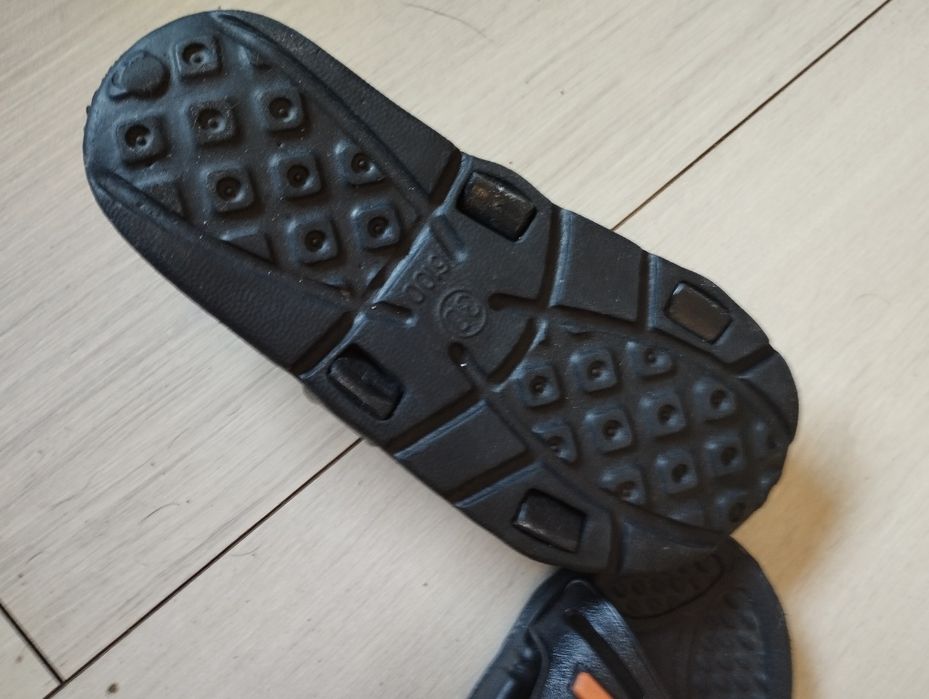 Klapki basenowe dla dziecka rozm. 30