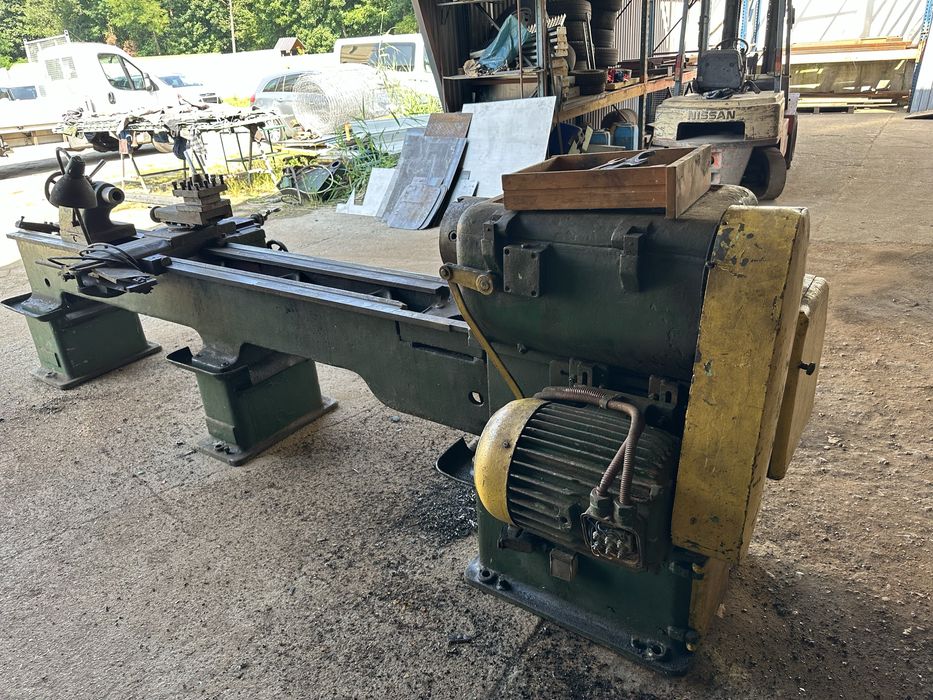 Tokarka 4 m – długość toczenia 2,5 m – sprawna – Zielona Góra