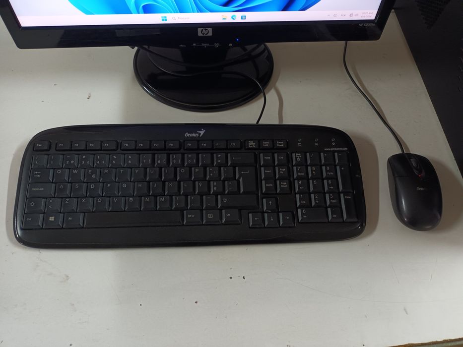 Computador Desktop - Win11 Pro - Em bom estado
