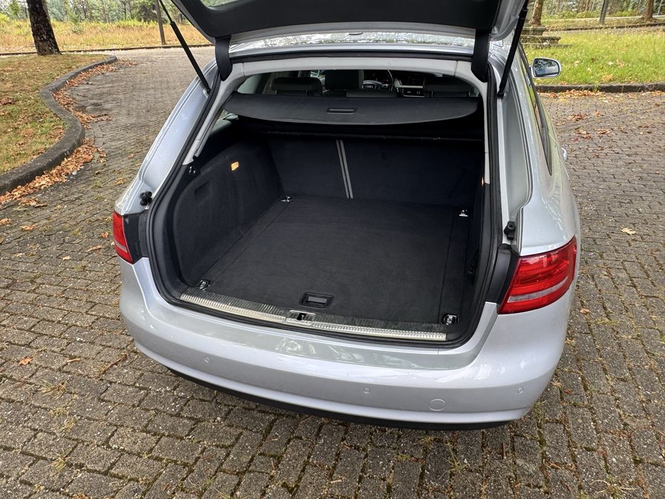 Audi A4 B8.5 Avant 2.0 TDI 136cv 2012