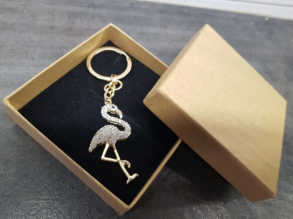 Breloczek do kluczy torebki Fleming biały cyrkonie