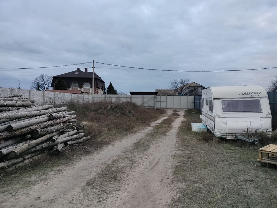 Продаж будинку ( частини) та земельної ділянки під ЗАБУДОВУ