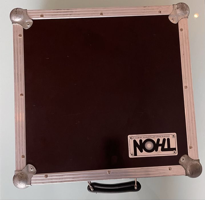 Mesa de Mistura soundcraft Signature 12 Multitrack + case Transporte