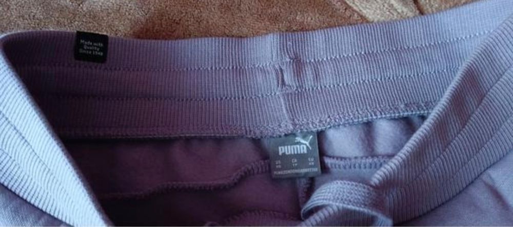 Штани фірмові Puma оригінал жіночі стан нових XS на резинці і шнурівці