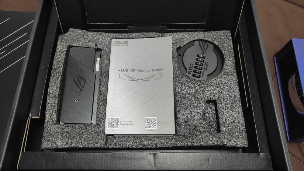 ASUS Rog Maximus Z790 APEX c/ i9-13900K