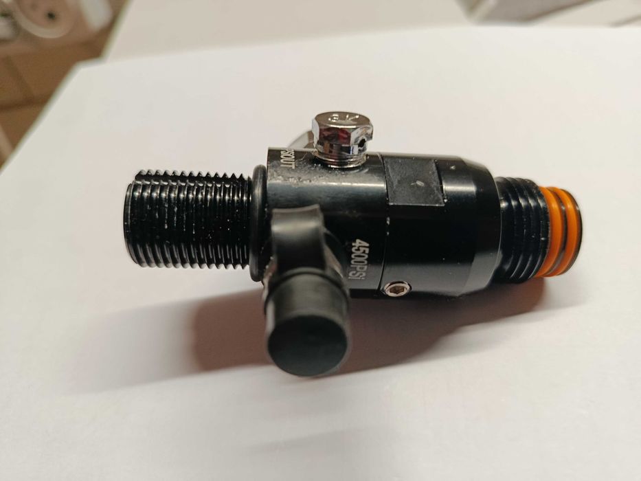 Клапан пневматичний, М18х1,5