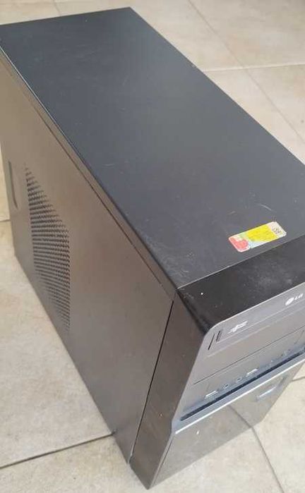 Computador Intel Pentium(R) CPU G645