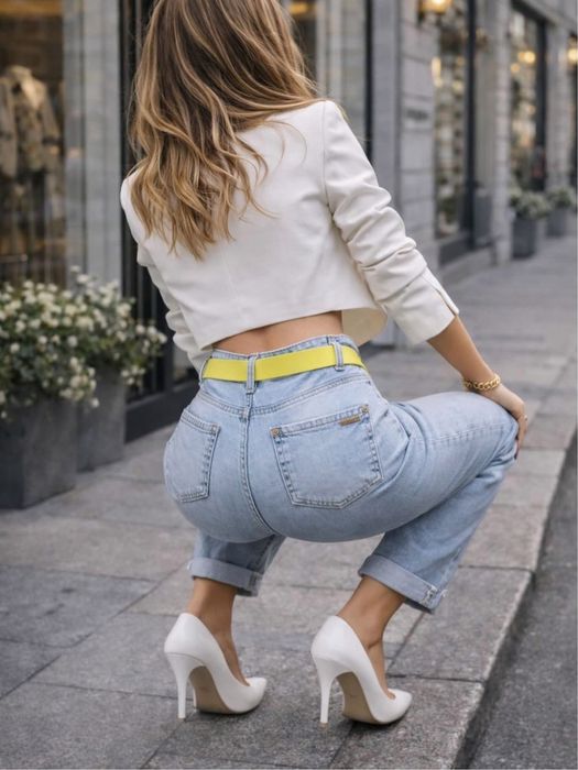 Jeansy Esparanto momfit
