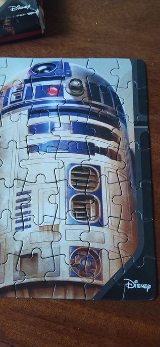 Puzzle star wars com 56 peças