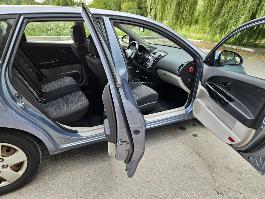 Kia Ceed 2007 рік 1.6 дизель для військових