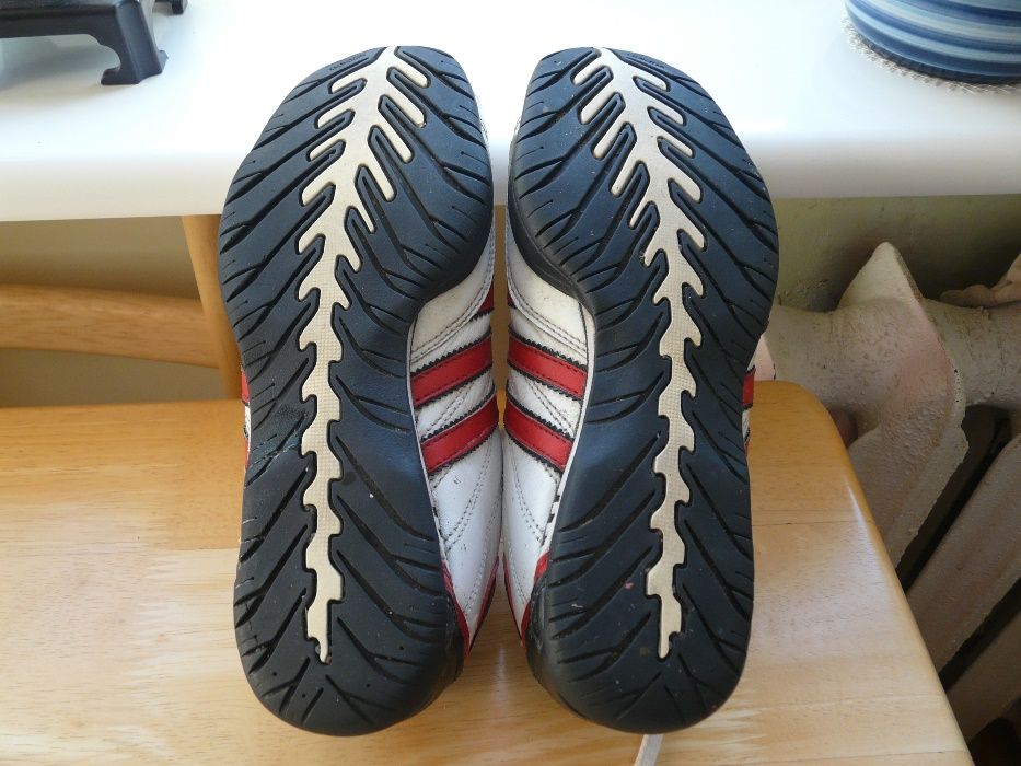 Adidas Goodyear 36 lub 23cm, skóra, amortyzacja, przeciwpoślizgowe