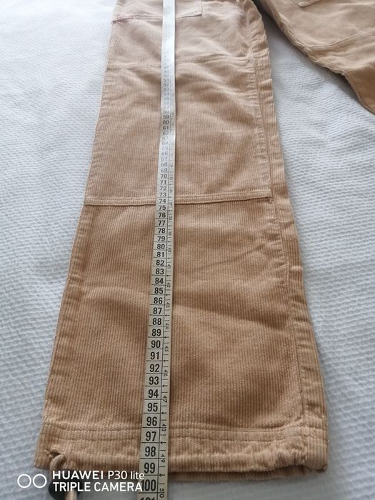 Calças veludo, cor grão, novas