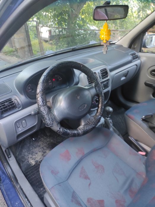 Рено Кліо 2001 року випуску