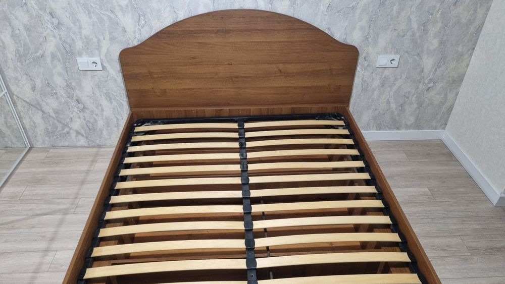 Ліжко двох спальне