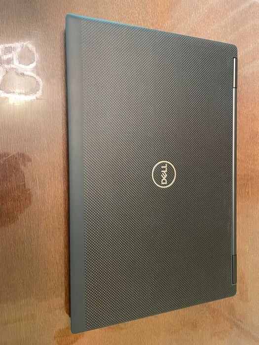 Ноутбук 17 FHD Dell Precision 7740 (i9-9880H/16GB/SSD 512GB/RTX 4000)