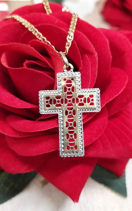 Złota zawieszka Krzyż p.585/1,65g