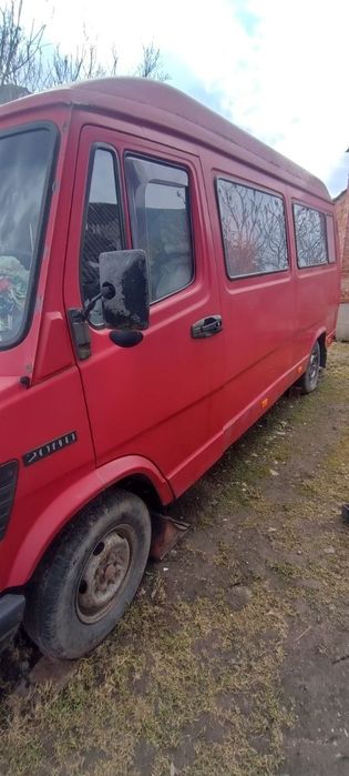 Продам Mercedes Benz 208