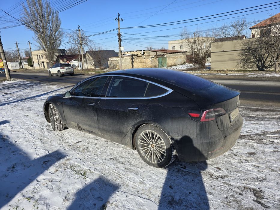 Продаж авто Тесла Модел 3 Лонг Рендж 2018