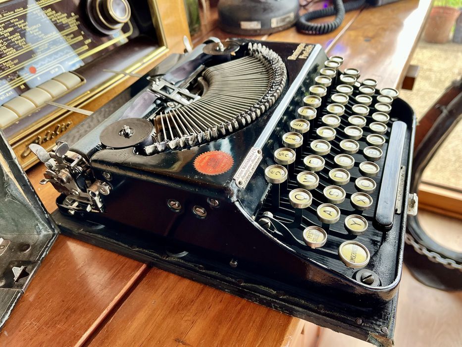 Antiga Maquina de escrever Remington Portable 1924