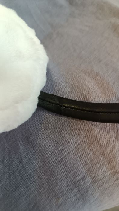 Меховые тёплые наушники белые