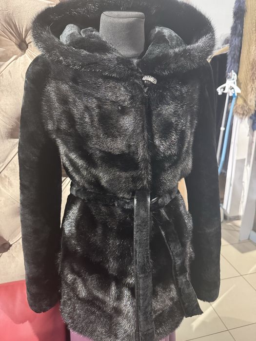 Шуба мутон+норка, розмір 40-42