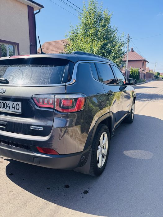 Jeep compass 2018 latitude