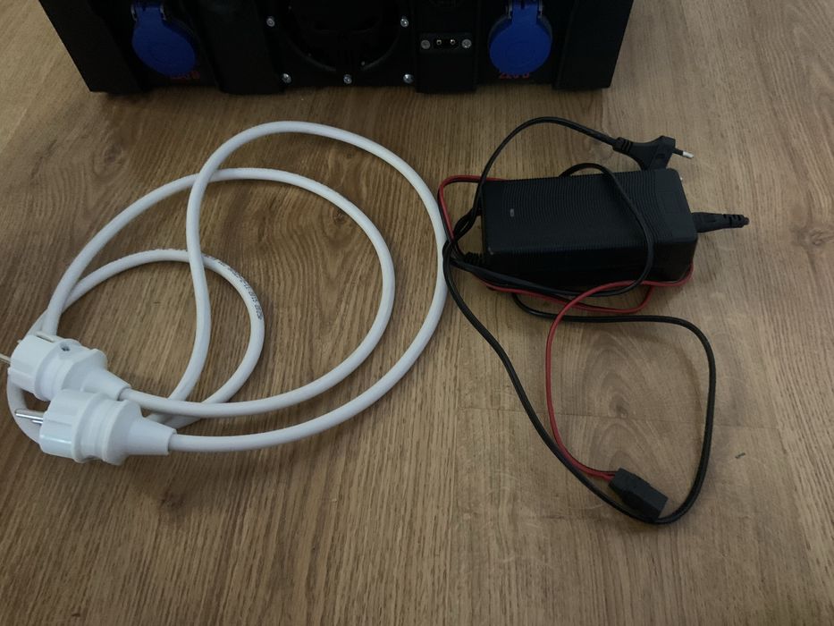 Зарядная станция 800W