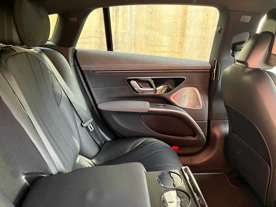 Mercedes- Benz EQS 450+