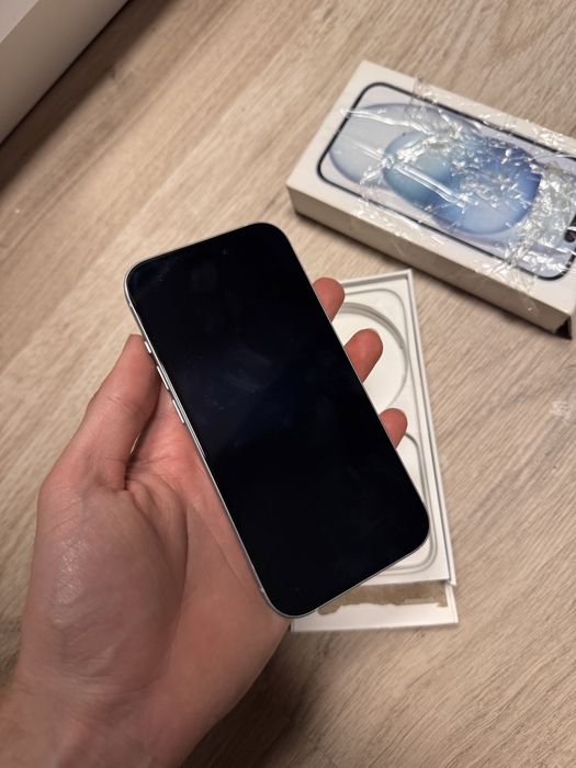Iphone 15 128 GB stan bardzo dobry Gwarancja