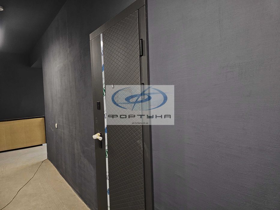 Квартира у новому будинку. р-н Дахнівка.