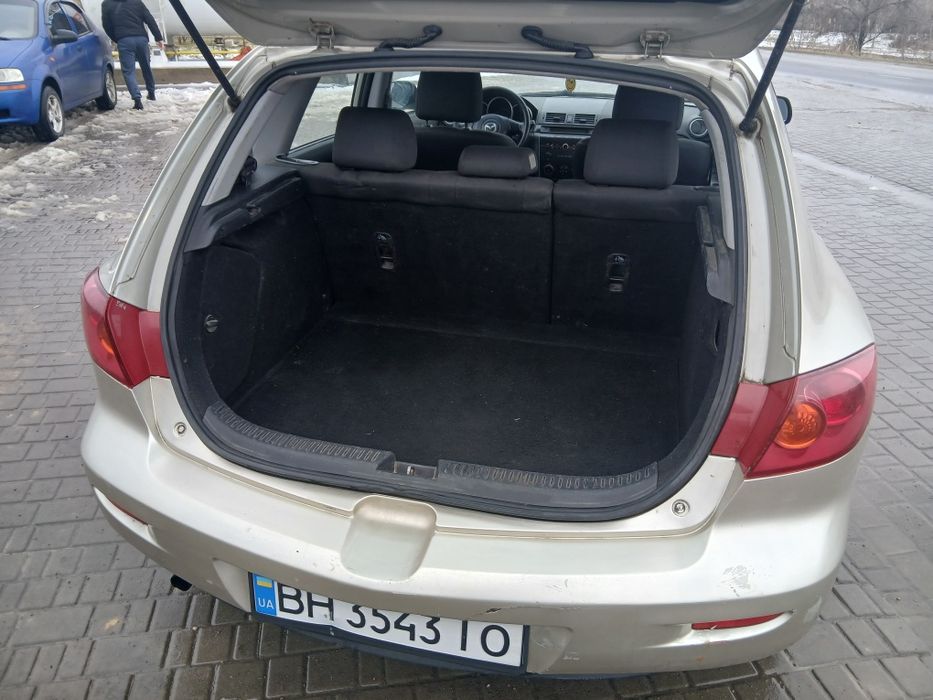 Продам авто Мазда 3