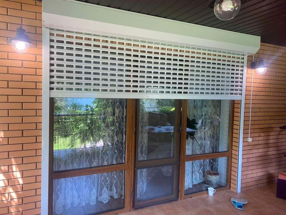 Захисні Ролети ворота в гараж, на двері, вікна, терасу