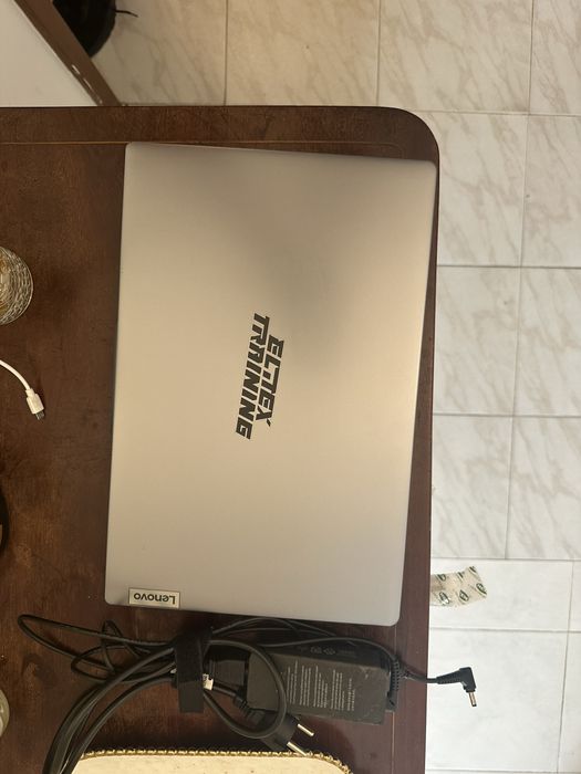 Lenovo IdeaPad Slim 3 15ABR8 | Ryzen 7 | 16GB RAM | SSD 1TB