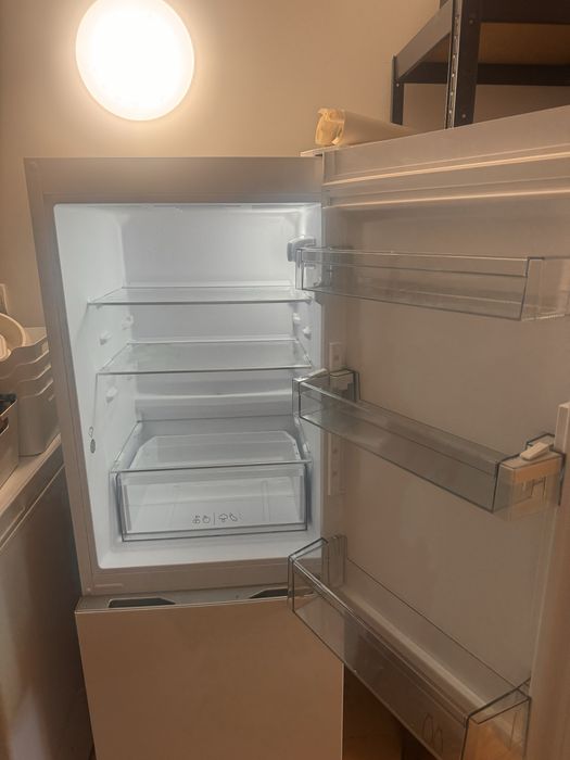 Lodówko Zamrażarka Sharp