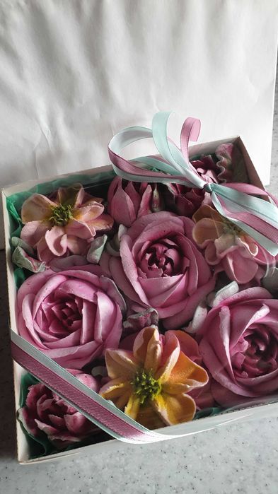 Зефір ,зефірні квіти в наявності