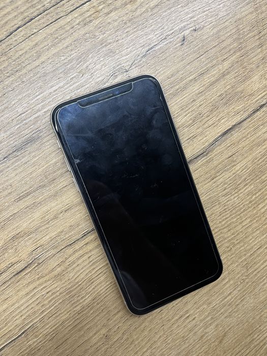 Iphone X uszkodzony