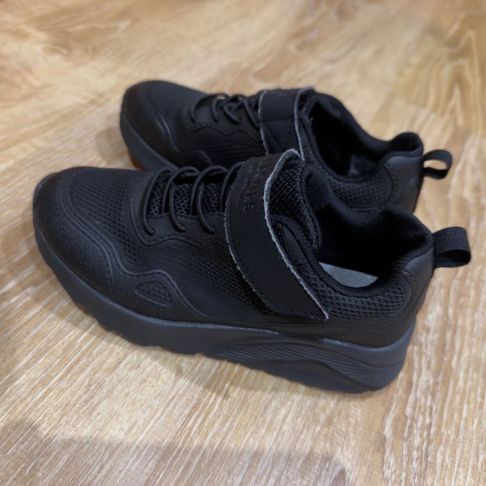 Кросівки Skechers 32 розмір