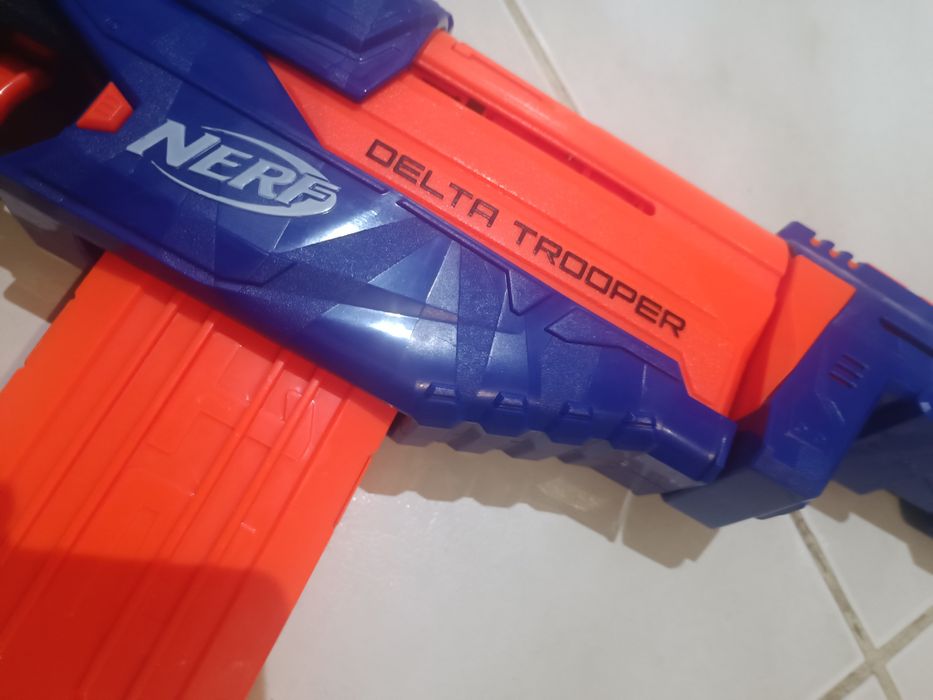 Pistola Nerf Elite Tropper