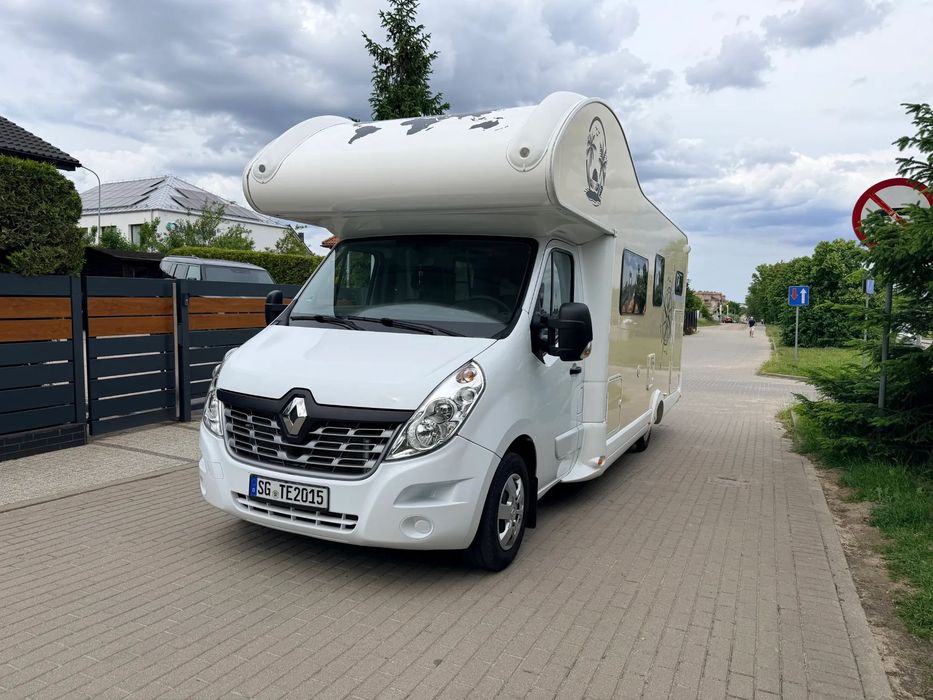 Renault Master  Ahorn Canada AD 2019 – 46 000 km – 170 000 zł + opłaty celno-skarbowe